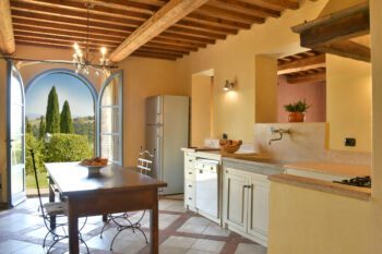 Villa Luminosa luxury Villa om Tuscany Close to the Sea town and wine. Panoramica views. 6 bedroom. Slepe 12. 7 bathrooms. Private pool