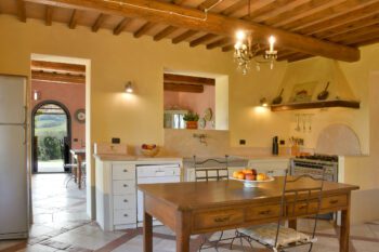 Villa Luminosa luxury Villa om Tuscany Close to the Sea town and wine. Panoramica views. 6 bedroom. Slepe 12. 7 bathrooms. Private pool