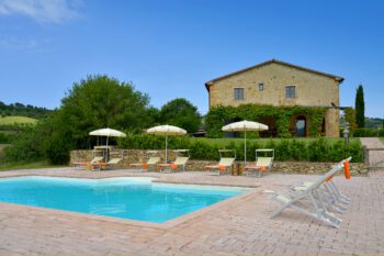 Villa Luminosa luxury Villa om Tuscany Close to the Sea town and wine. Panoramica views. 6 bedroom. Slepe 12. 7 bathrooms. Private pool