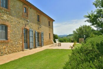 Villa Luminosa luxury Villa om Tuscany Close to the Sea town and wine. Panoramica views. 6 bedroom. Slepe 12. 7 bathrooms. Private pool