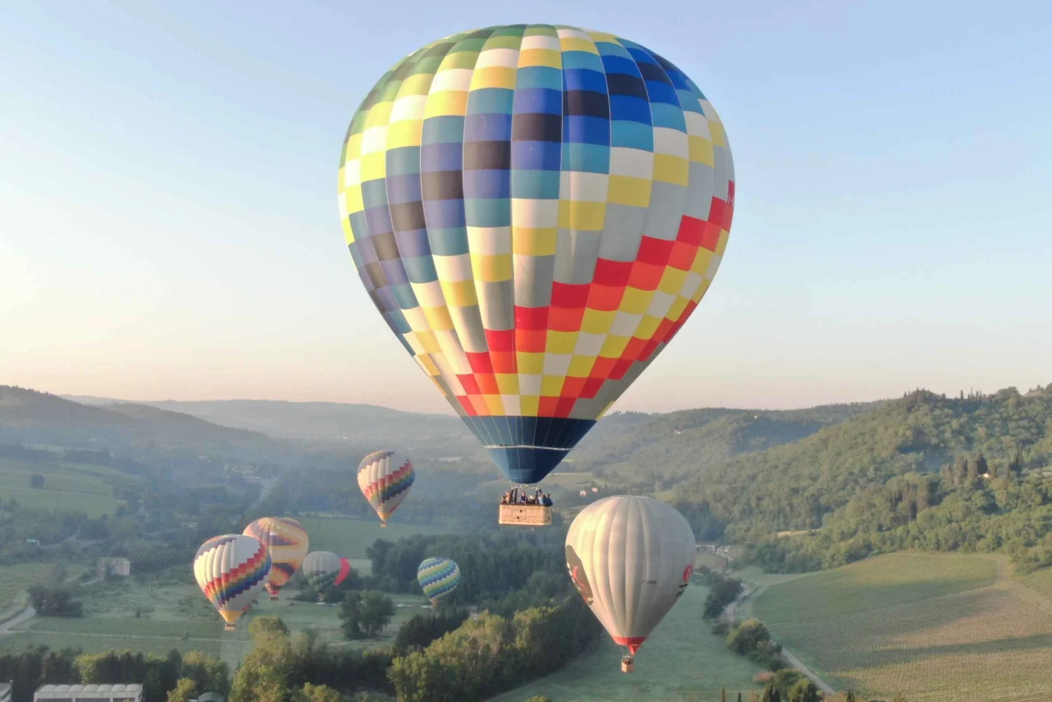 Varmluft ballong Italia Toscana opplevelser minner